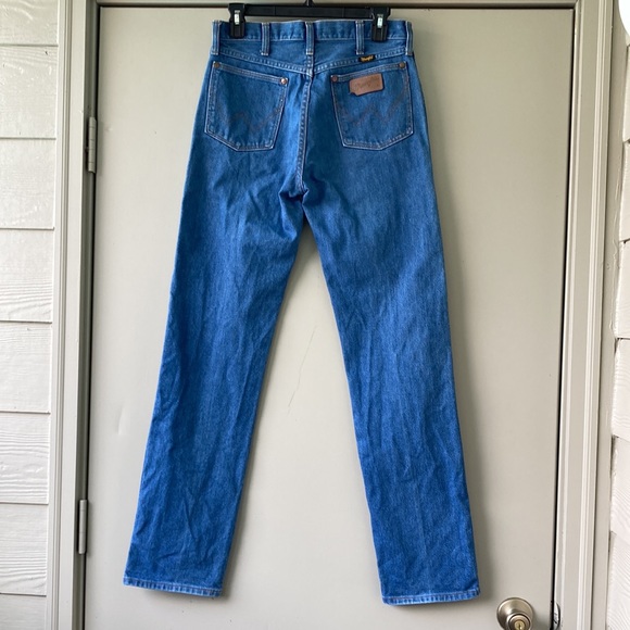 Vintage Wrangler High Waisted Jeans 30x33 TALL inseam - Picture 3 of 9
